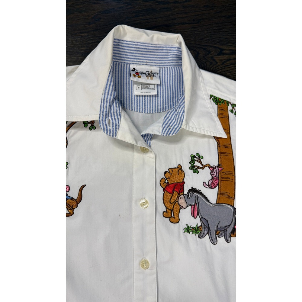 Walt Disney Parks Winnie the Pooh Embroidered Shirt Resort Collectable S - Picture 2 of 8